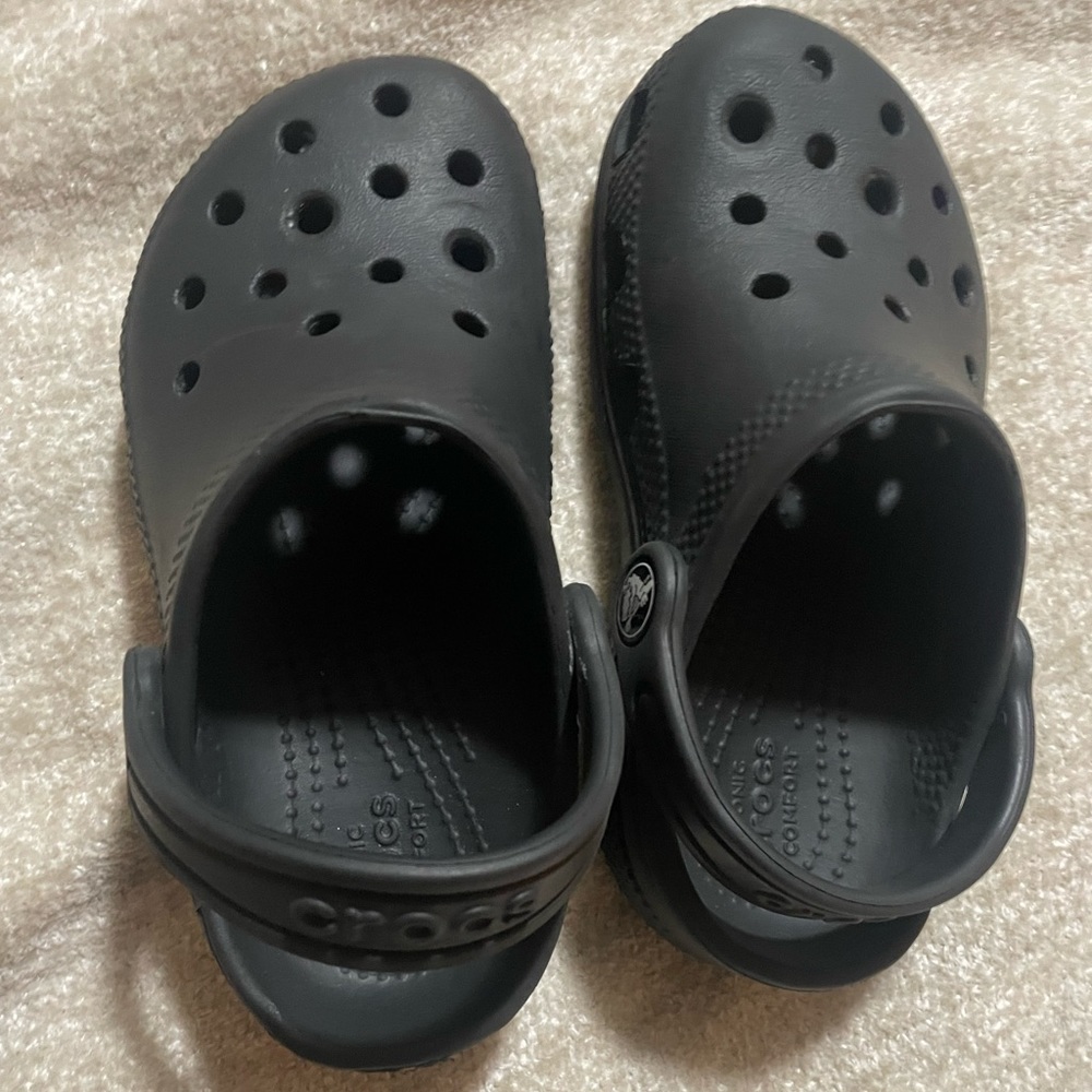 Crocs Kids’ Classic Lined Clog Size 10 Black